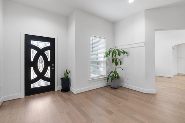 8617 Kari Court, Jersey Village, TX 77040