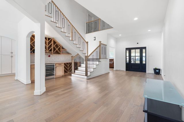 8617 Kari Court, Jersey Village, TX 77040