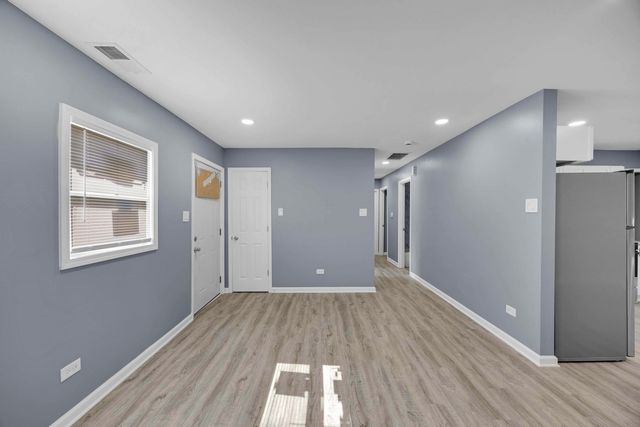 351 CONCORD Drive, Chicago Heights, IL 60411