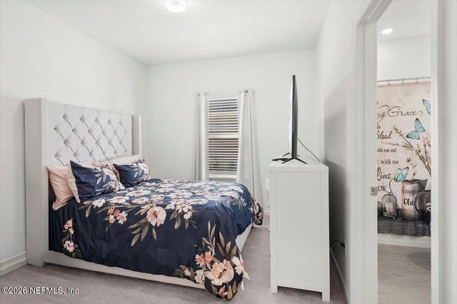 15608 WHISPERING FIR Drive, Jacksonville, FL 32218