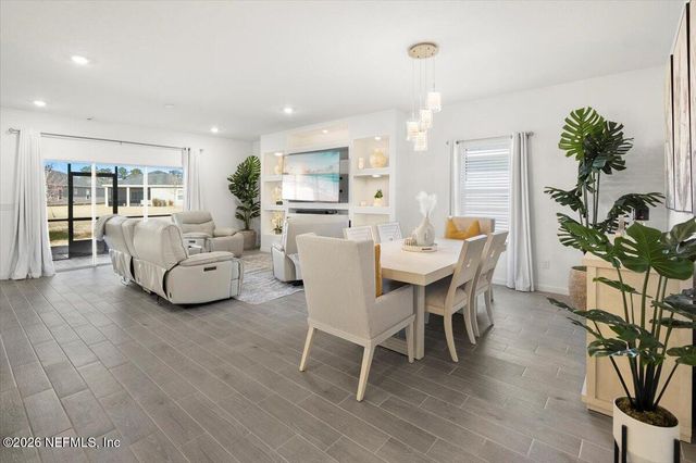 15608 WHISPERING FIR Drive, Jacksonville, FL 32218