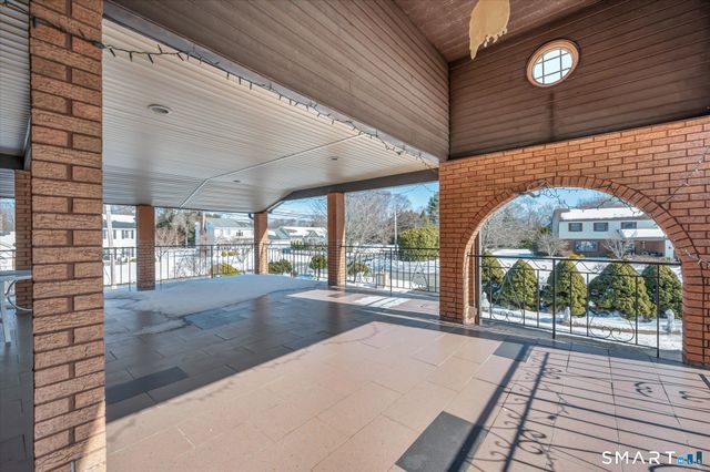 23 Crest Drive, Cromwell, CT 06416