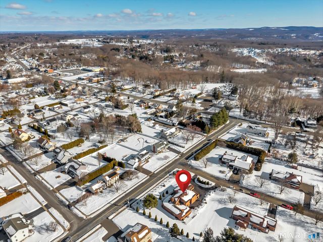 23 Crest Drive, Cromwell, CT 06416