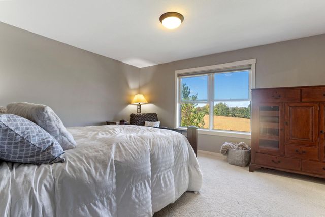 11446 Balsam Way, Woodbury, MN 55129