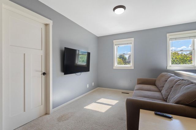 11446 Balsam Way, Woodbury, MN 55129