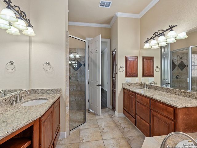 16026 Huebner Bluff, San Antonio, TX 78248