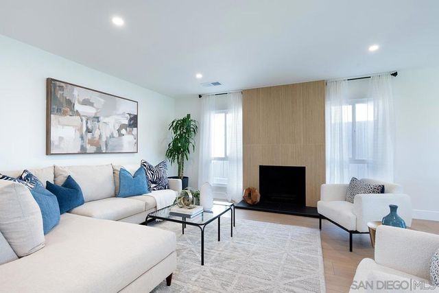 6211 SYRACUSE LANE, San Diego, CA 92122