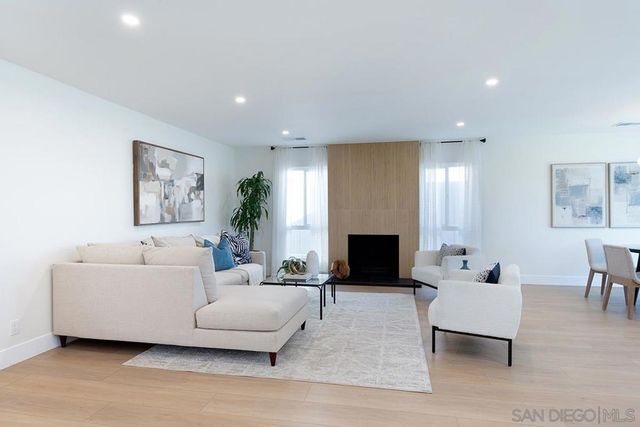 6211 SYRACUSE LANE, San Diego, CA 92122