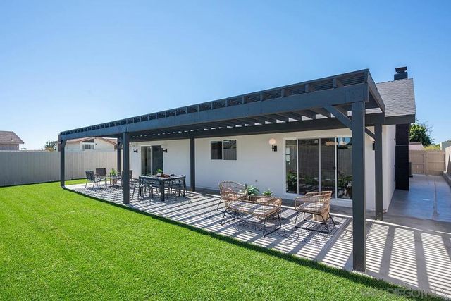 6211 SYRACUSE LANE, San Diego, CA 92122