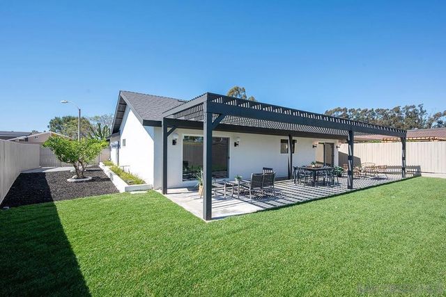 6211 SYRACUSE LANE, San Diego, CA 92122