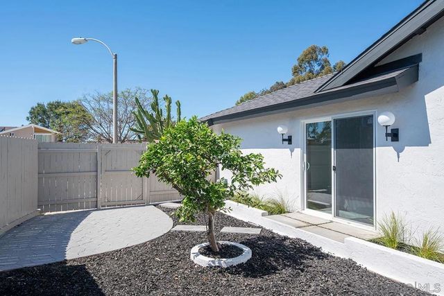 6211 SYRACUSE LANE, San Diego, CA 92122