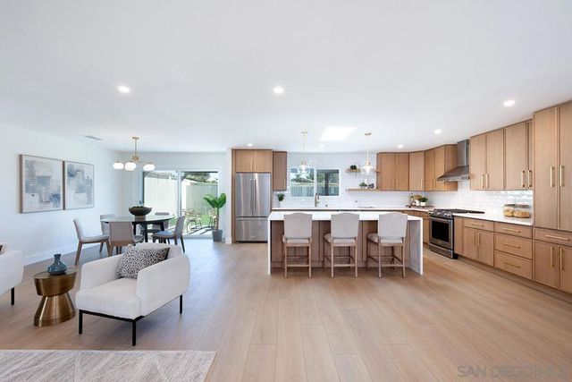 6211 SYRACUSE LANE, San Diego, CA 92122