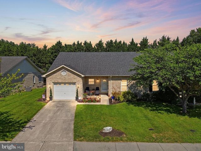 624 ALLEGHENY CIR, Woodstock, VA 22664