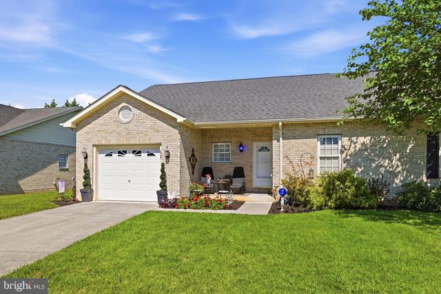 624 ALLEGHENY CIR, Woodstock, VA 22664