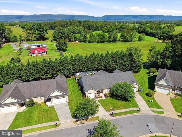 624 ALLEGHENY CIR, Woodstock, VA 22664