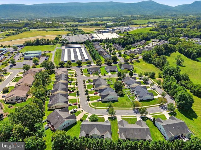 624 ALLEGHENY CIR, Woodstock, VA 22664