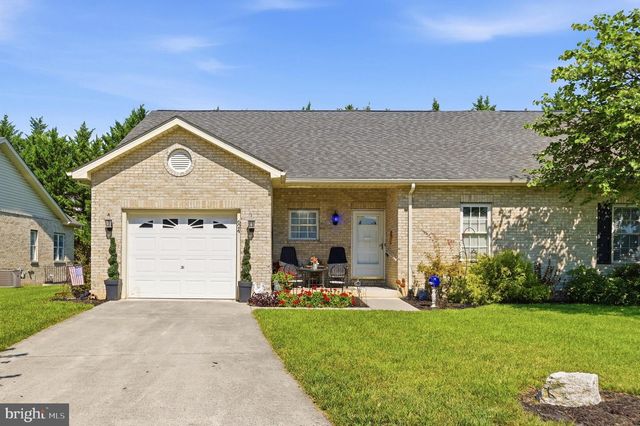 624 ALLEGHENY CIR, Woodstock, VA 22664