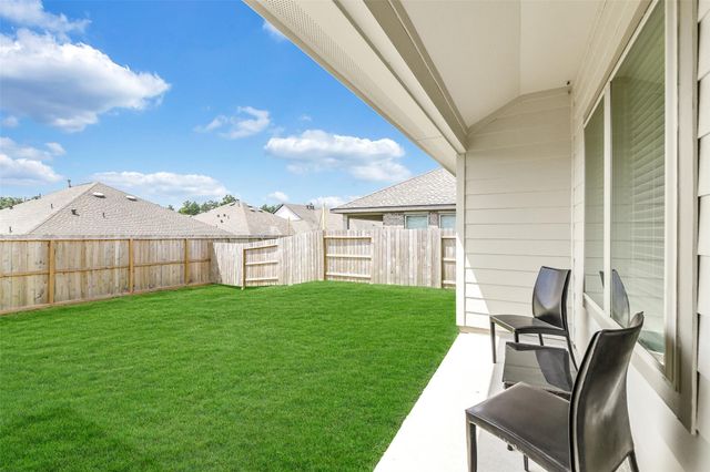 3126 Stonebriar Drive, Conroe, TX 77301