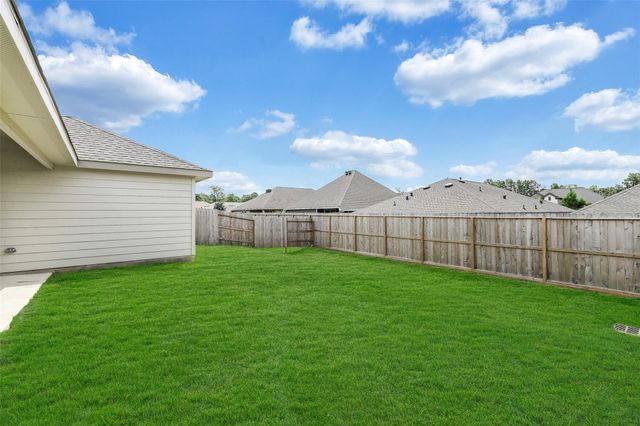 3126 Stonebriar Drive, Conroe, TX 77301