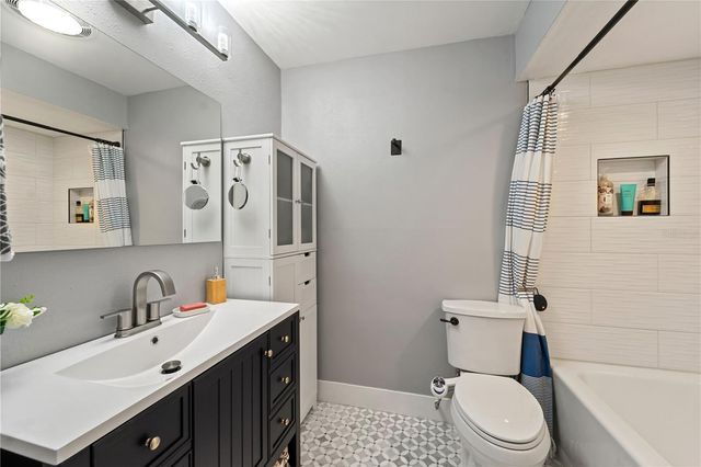 5804 TAMPA SHORES BOULEVARD, Tampa, FL 33615