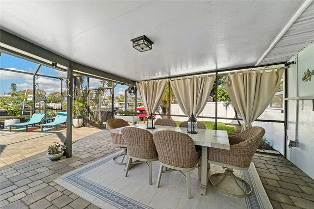 5804 TAMPA SHORES BOULEVARD, Tampa, FL 33615