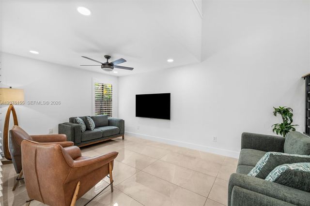 6711 SW 129th Court, Miami, FL 33183