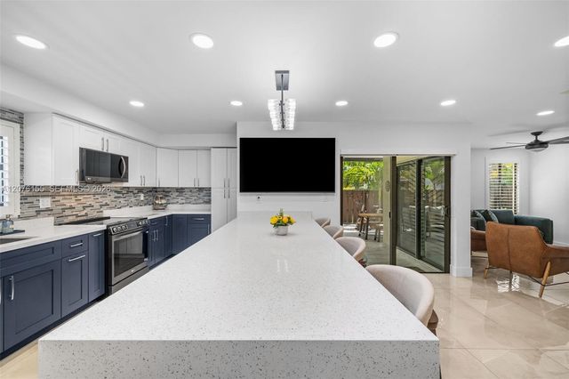 6711 SW 129th Court, Miami, FL 33183