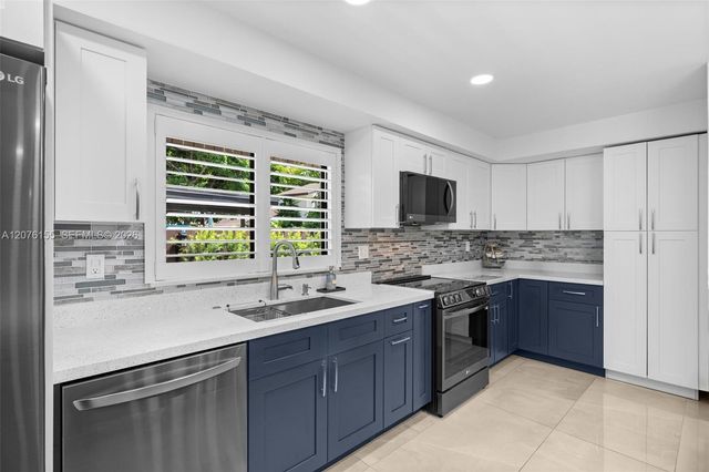 6711 SW 129th Court, Miami, FL 33183