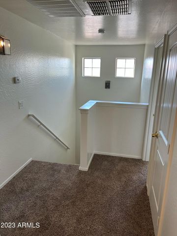 7032 W Lincoln Street, Peoria, AZ 85345