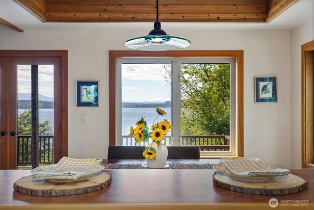 30050 Scenic Drive NE, Poulsbo, WA 98370