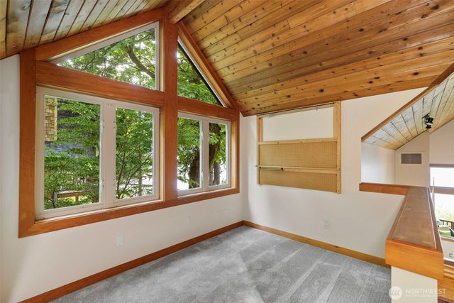 30050 Scenic Drive NE, Poulsbo, WA 98370