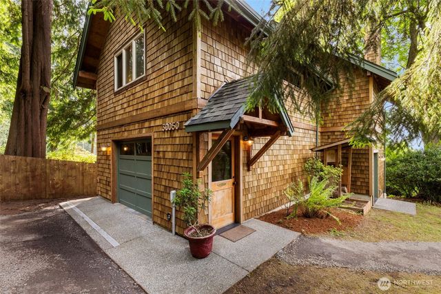 30050 Scenic Drive NE, Poulsbo, WA 98370