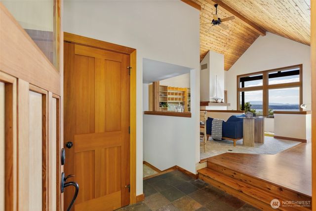 30050 Scenic Drive NE, Poulsbo, WA 98370