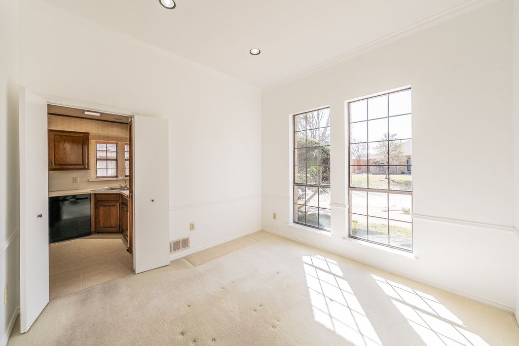 property-img