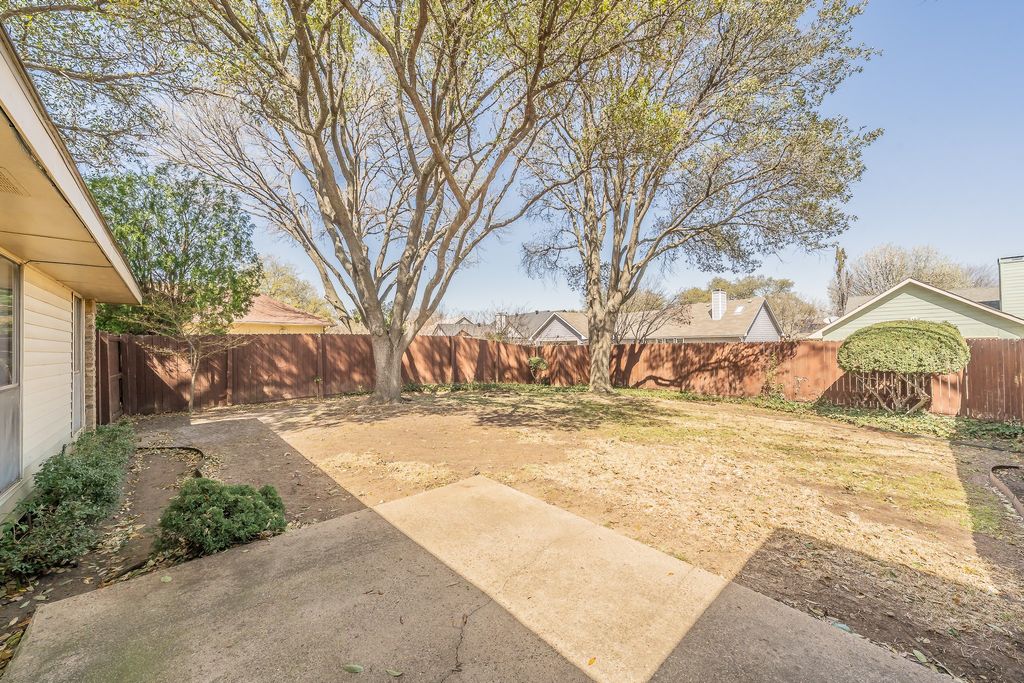 property-img