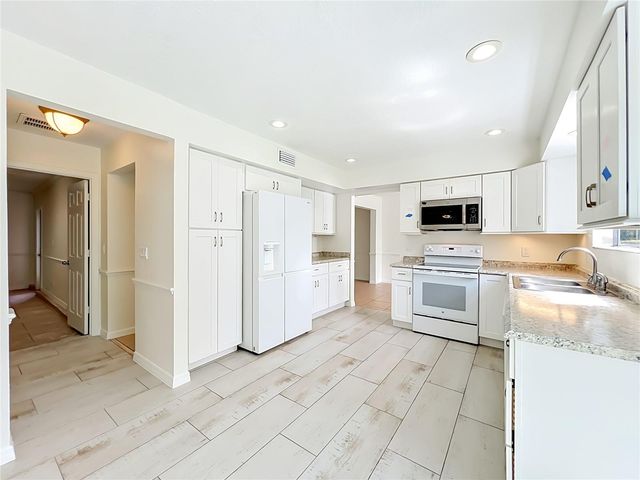 650 WHITTINGHAM PLACE, Lake Mary, FL 32746