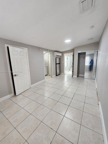 6251 NW 14th St, Sunrise, FL 33313