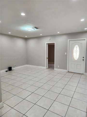 6251 NW 14th St, Sunrise, FL 33313