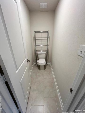 6823 Kingsley Edge, San Antonio, TX 78252