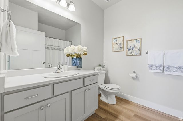 631 N SUN PEAK DR, Vineyard, UT 84059