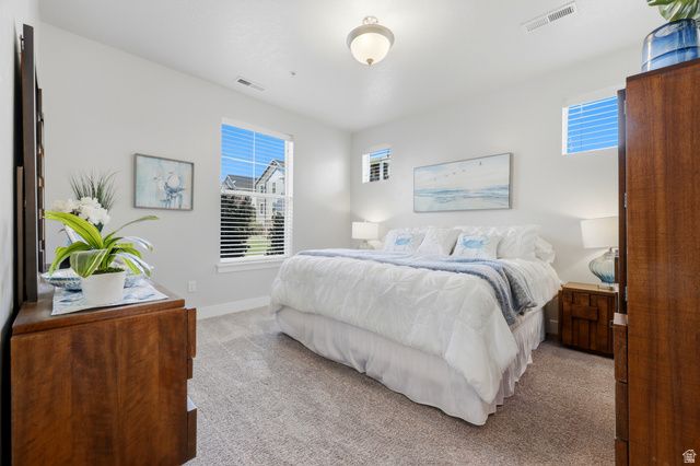 631 N SUN PEAK DR, Vineyard, UT 84059