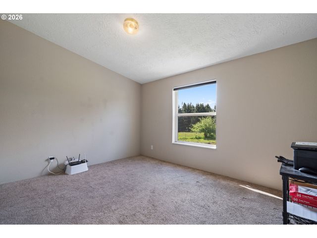 9405 Ne 349TH St, La Center, WA 98629