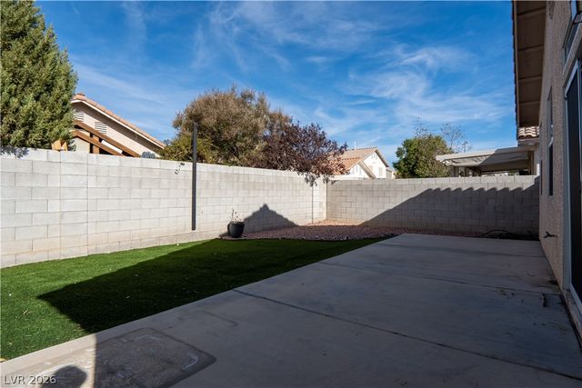 1066 Wild Fern Court, Las Vegas, NV 89183