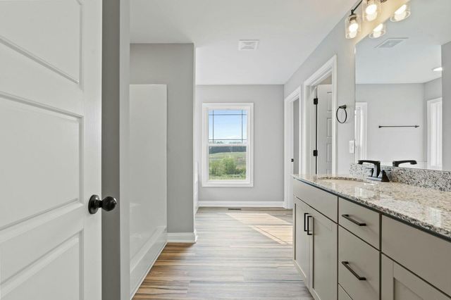 108 Clearwater Drive, Nicholasville, KY 40356