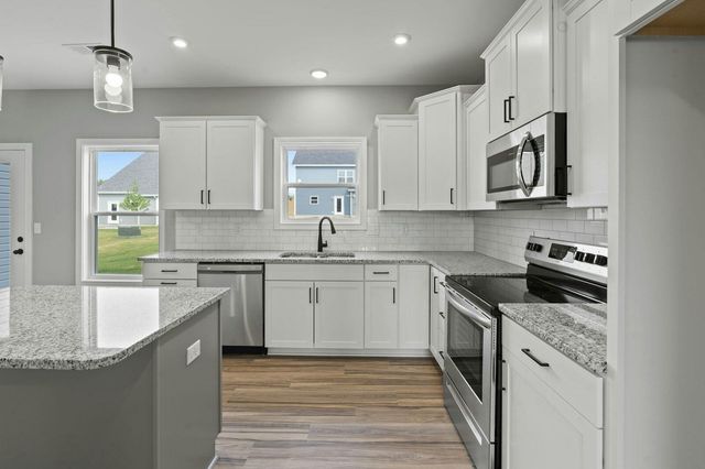 108 Clearwater Drive, Nicholasville, KY 40356