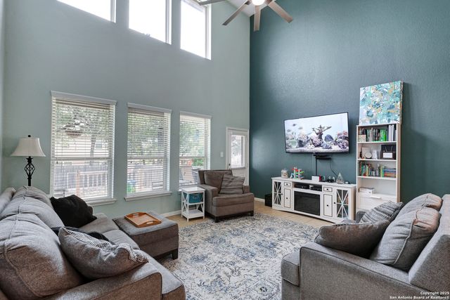 10707 Gentle Fox Bay, San Antonio, TX 78245