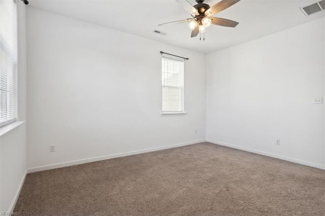 1414 Waltham LN, Newport News, VA 23608