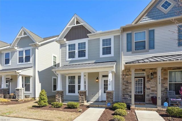 1414 Waltham LN, Newport News, VA 23608