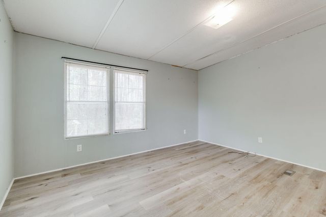 2831 Mcelveen Drive, Dalzell, SC 29040