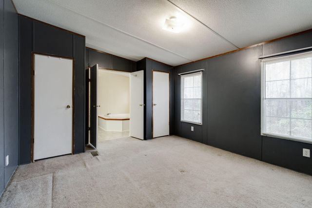 2831 Mcelveen Drive, Dalzell, SC 29040